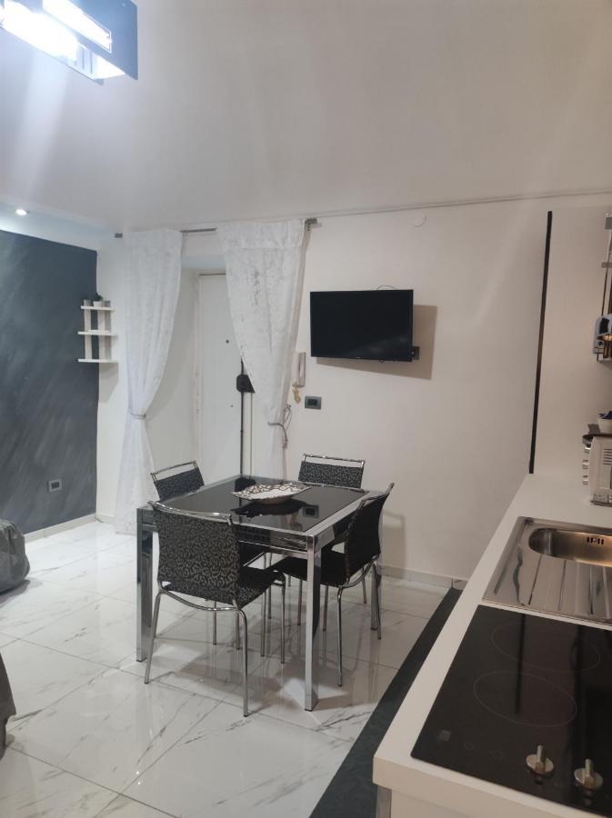 ナポリLa Casa Di Titinaアパートメント エクステリア 写真